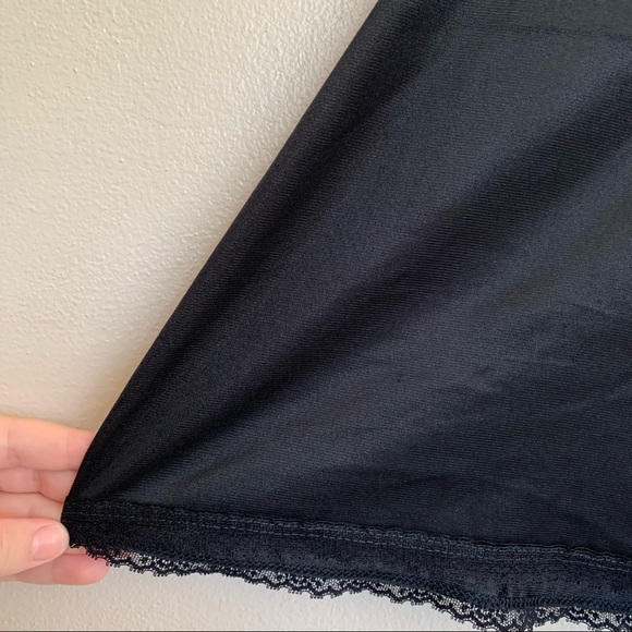 Black Lace Trim Cami Top Medium - Picture 3 of 6